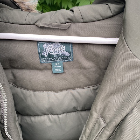 Ladies winter jacket. - Picture 5 of 5